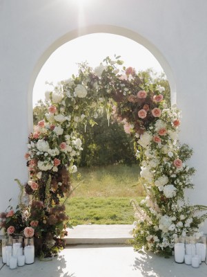 Plentiful Garden Arch